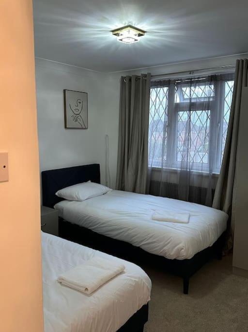 Spacious 4 Bedroom House Billericay Ngoại thất bức ảnh