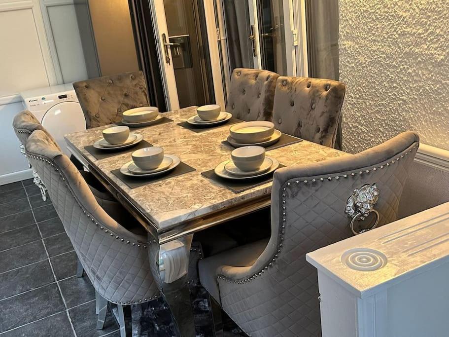 Spacious 4 Bedroom House Billericay Ngoại thất bức ảnh
