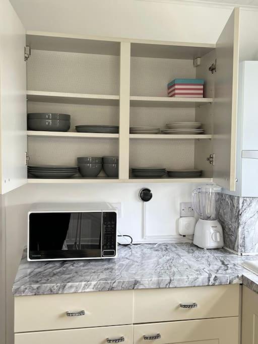 Spacious 4 Bedroom House Billericay Ngoại thất bức ảnh